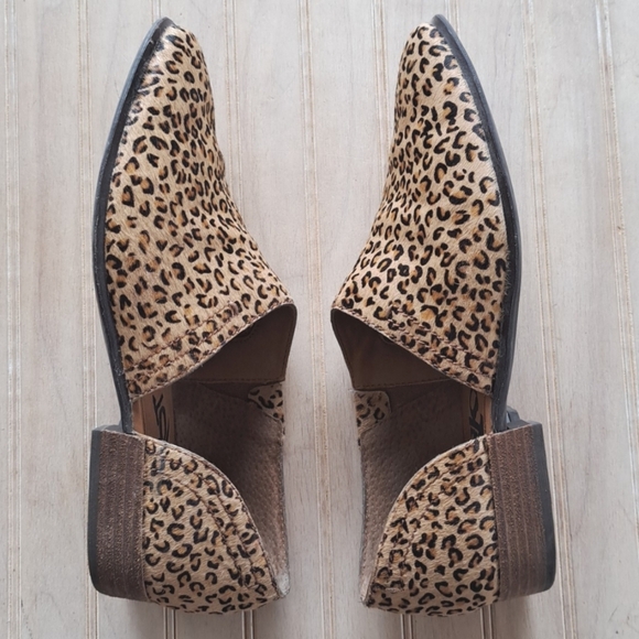 OTBT Coyote Animal Print Hair Hide Leather D’Orsay Slip On Boho Loafers Booties - Picture 10 of 11